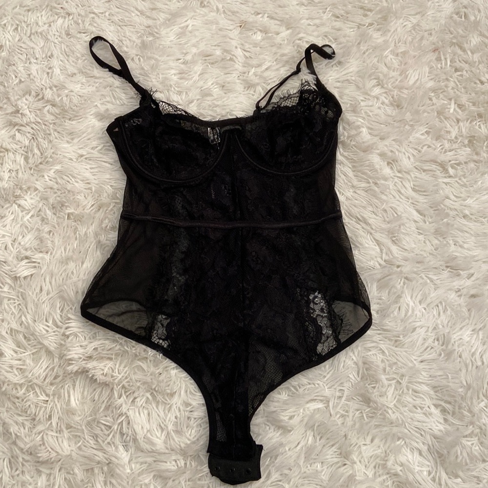 Fashion nova bodysuit